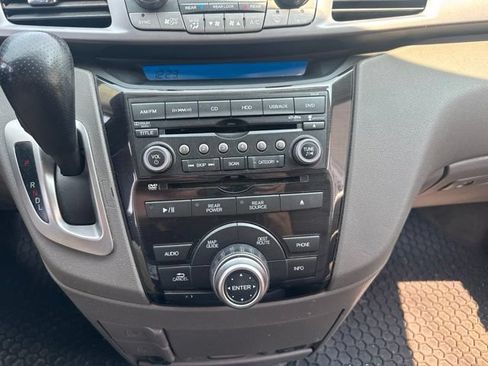 Used 2013 Honda Odyssey Touring image 14