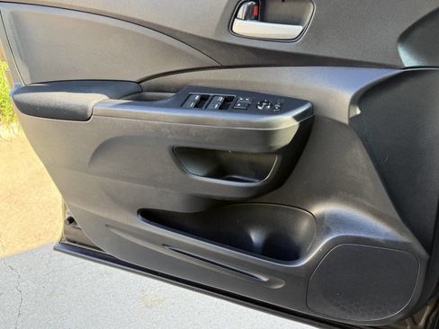 Used 2013 Honda CR-V LX image 5