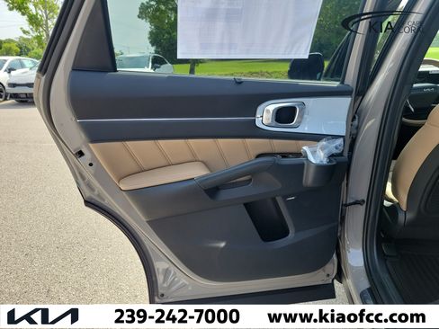 New 2026 Kia Sorento SX Prestige AWD/4WD image 15