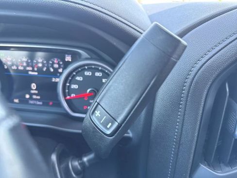 Used 2022 Chevrolet Silverado 2500 LTZ w/ LTZ Premium Package image 16