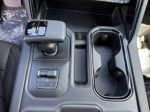 New 2026 GMC Sierra 1500 AT4 w/ AT4 Premium Package AWD/4WD image 25