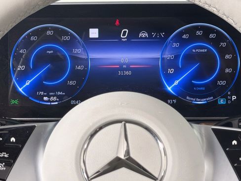 Used 2023 Mercedes-Benz EQE 350+ SUV image 18