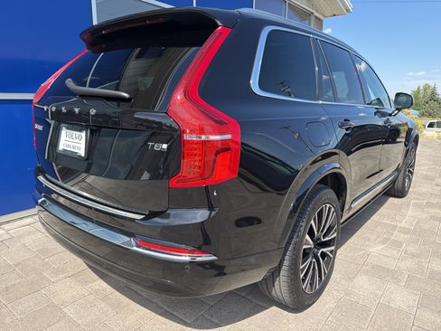 Used 2025 Volvo XC90 T8 Plus w/ Protection Package Premier image 4