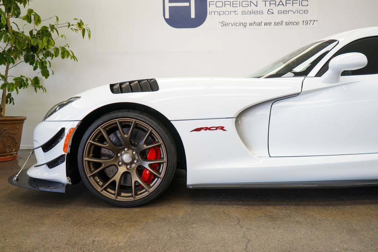 Used 2017 Dodge Viper GTC w/ ACR Package RWD image 9