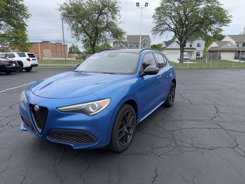 Used 2020 Alfa Romeo Stelvio Sport w/ Quick Order Package 22J Sport AWD/4WD image 2