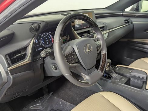 Used 2019 Lexus ES 350 image 11