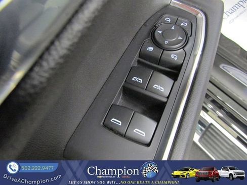 Used 2023 GMC Sierra 1500 SLT w/ SLT Premium Package AWD/4WD image 27