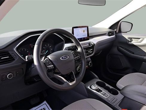 Used 2022 Ford Escape SE w/ Convenience Package image 10