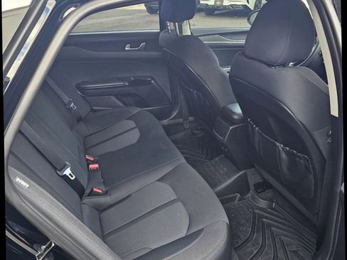 Used 2022 Kia K5 LXS image 9