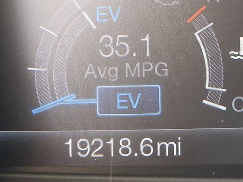 Used 2018 Ford Fusion S image 20