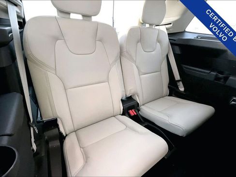 Used 2023 Volvo XC90 B6 Ultimate w/ Protection Package Premier image 37