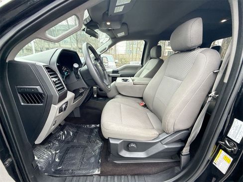 Used 2020 Ford F150 XLT image 13