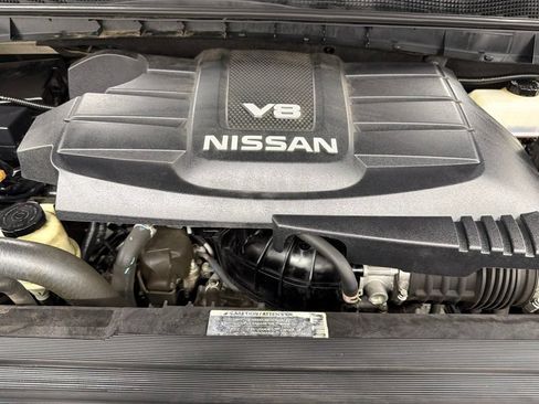 Used 2018 Nissan Titan SV RWD image 37