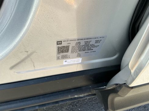 Used 2022 GMC Terrain SLT image 27