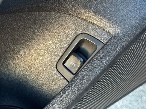 Used 2018 Audi A3 2.0T Premium w/ Convenience Package image 33