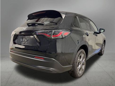 New 2026 Honda HR-V LX image 5