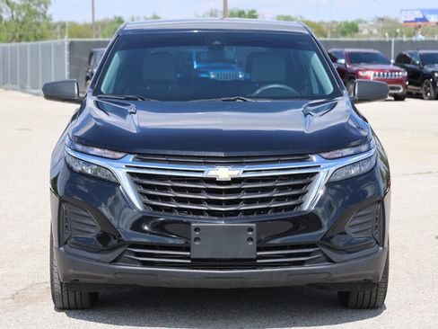 Used 2024 Chevrolet Equinox LS w/ LS Convenience Package AWD/4WD image 2