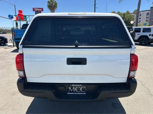 Used 2022 Toyota Tacoma SR RWD image 12