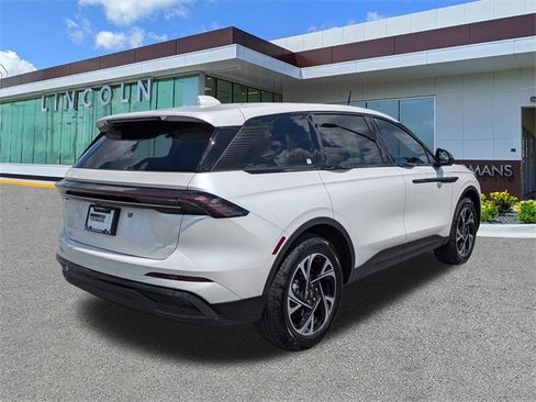 New 2025 Lincoln Nautilus Premier w/ Jet Appearance Package image 4