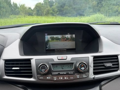 Used 2014 Honda Odyssey EX image 25