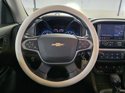 Used 2022 Chevrolet Colorado LT w/ Luxury Package image 20