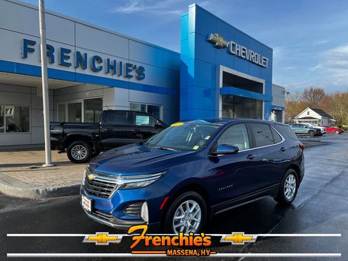 Used 2023 Chevrolet Equinox LT AWD/4WD image 1