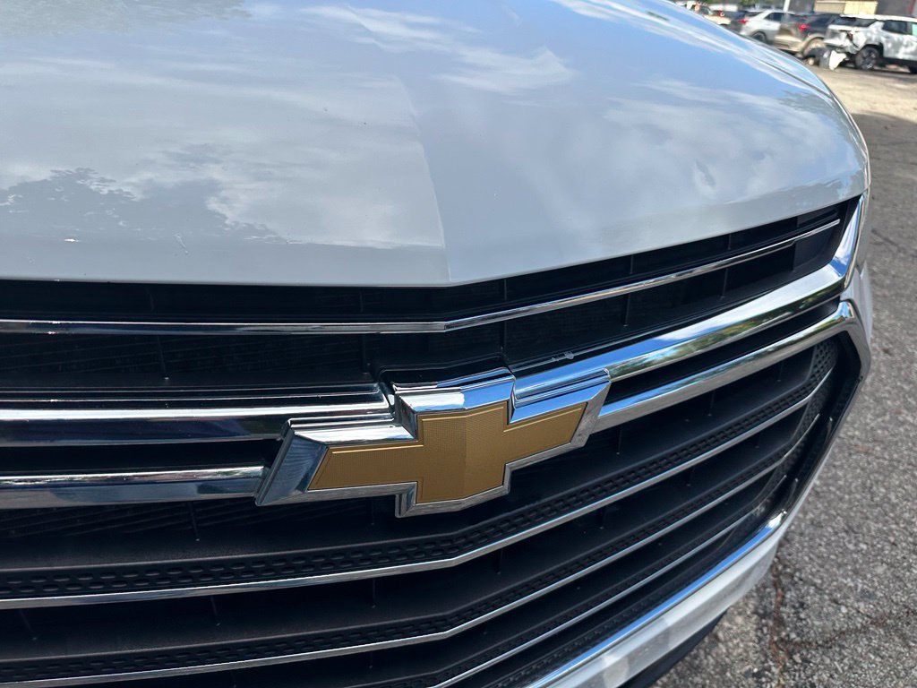 Used 2020 Chevrolet Traverse LT w/ LPO, Floor Liner Package AWD/4WD image 32