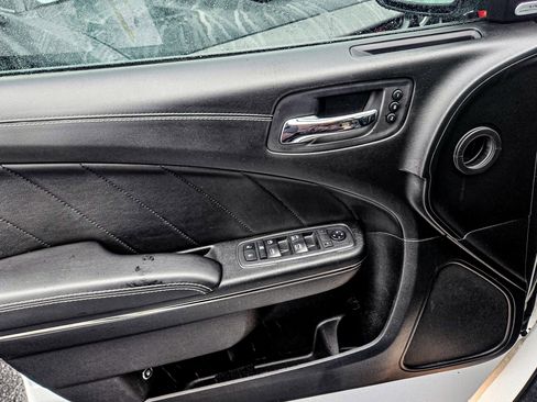 Used 2019 Dodge Charger SRT Hellcat w/ Navigation & Travel Group image 22