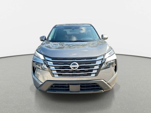 Used 2025 Nissan Rogue SV FWD image 3