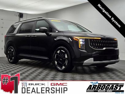 Used 2025 Kia Carnival EX