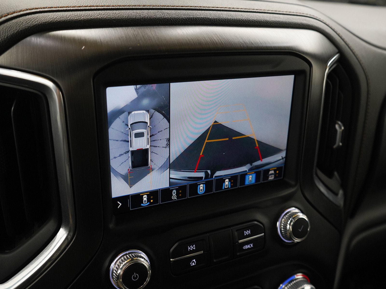 Used 2020 GMC Sierra 1500 AT4 w/ AT4 Premium Package AWD/4WD image 25