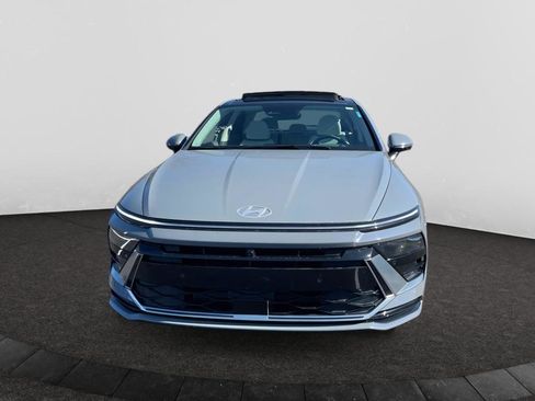 Used 2024 Hyundai Sonata Limited image 2