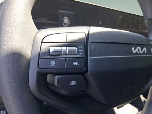 New 2026 Kia K4 FWD image 35
