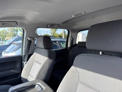 Used 2018 Chevrolet Silverado 1500 LT w/ All Star Edition AWD/4WD image 4