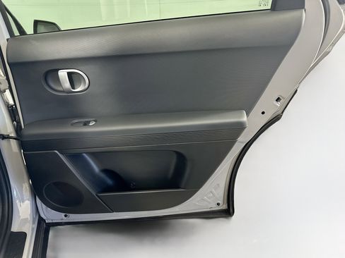 Used 2024 Hyundai Ioniq 5 SEL RWD image 30