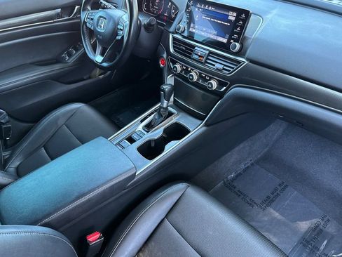 Used 2022 Honda Accord Sport image 14