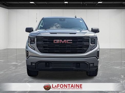 Used 2023 GMC Sierra 1500 Elevation AWD/4WD image 8