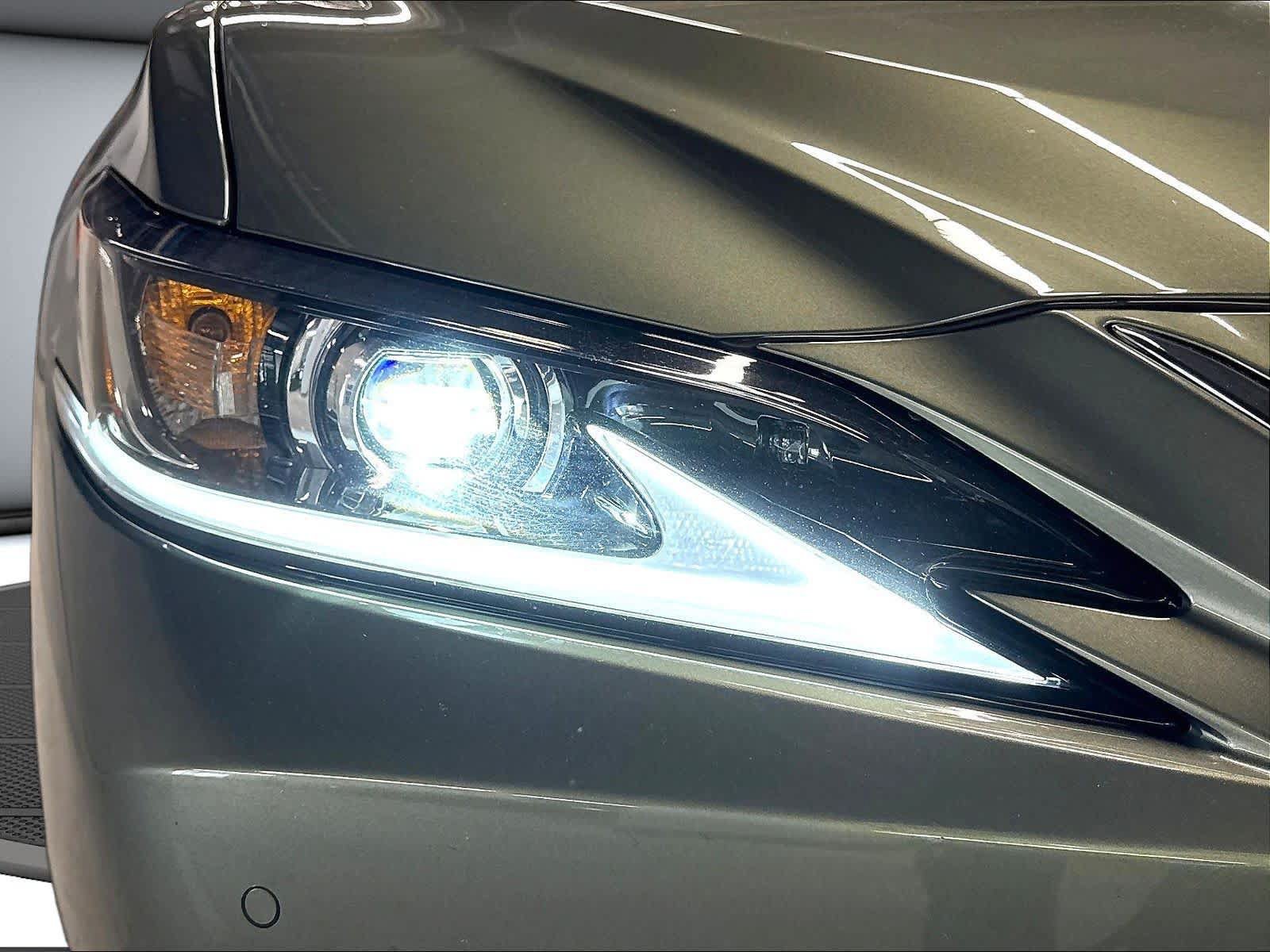 Used 2025 Lexus ES 350 w/ Premium Package FWD image 34