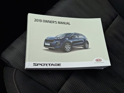 Used 2019 Kia Sportage LX AWD/4WD image 25