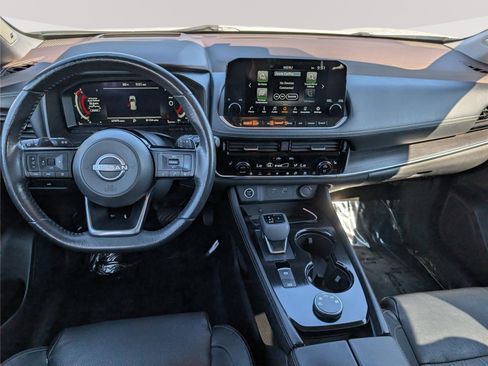 Used 2022 Nissan Rogue Platinum AWD/4WD image 18