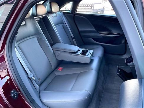 Used 2024 Lucid Air Touring image 26