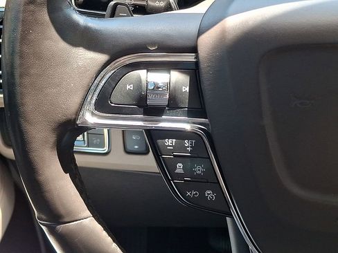 Certified 2022 Lincoln Navigator L Reserve AWD/4WD image 22