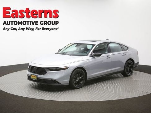 Used 2025 Honda Accord SE image 58