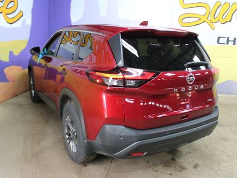 Used 2021 Nissan Rogue S AWD/4WD image 6
