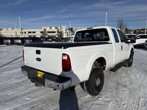 Used 2015 Ford F250 XL w/ Power Equipment Group AWD/4WD image 6