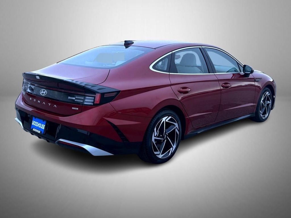 Used 2026 Hyundai Sonata SEL AWD/4WD image 5