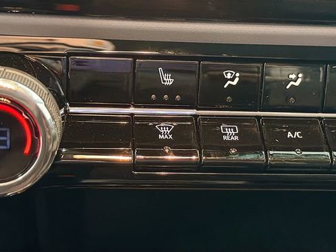 New 2027 Chevrolet Bolt LT w/ Comfort Package image 22