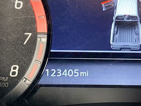 Used 2022 Nissan Frontier PRO-4X w/ Off-Road Protection Package image 14