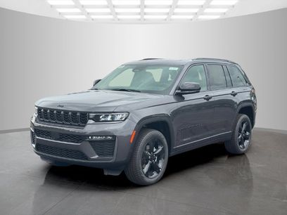 New 2026 Jeep Grand Cherokee Limited w/ Limited Altitude Package