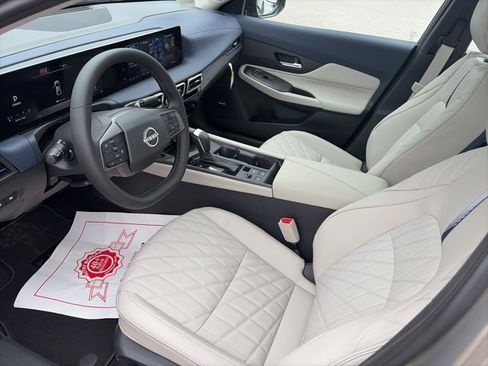 New 2026 Nissan Sentra SL w/ Floor Mat Package image 17